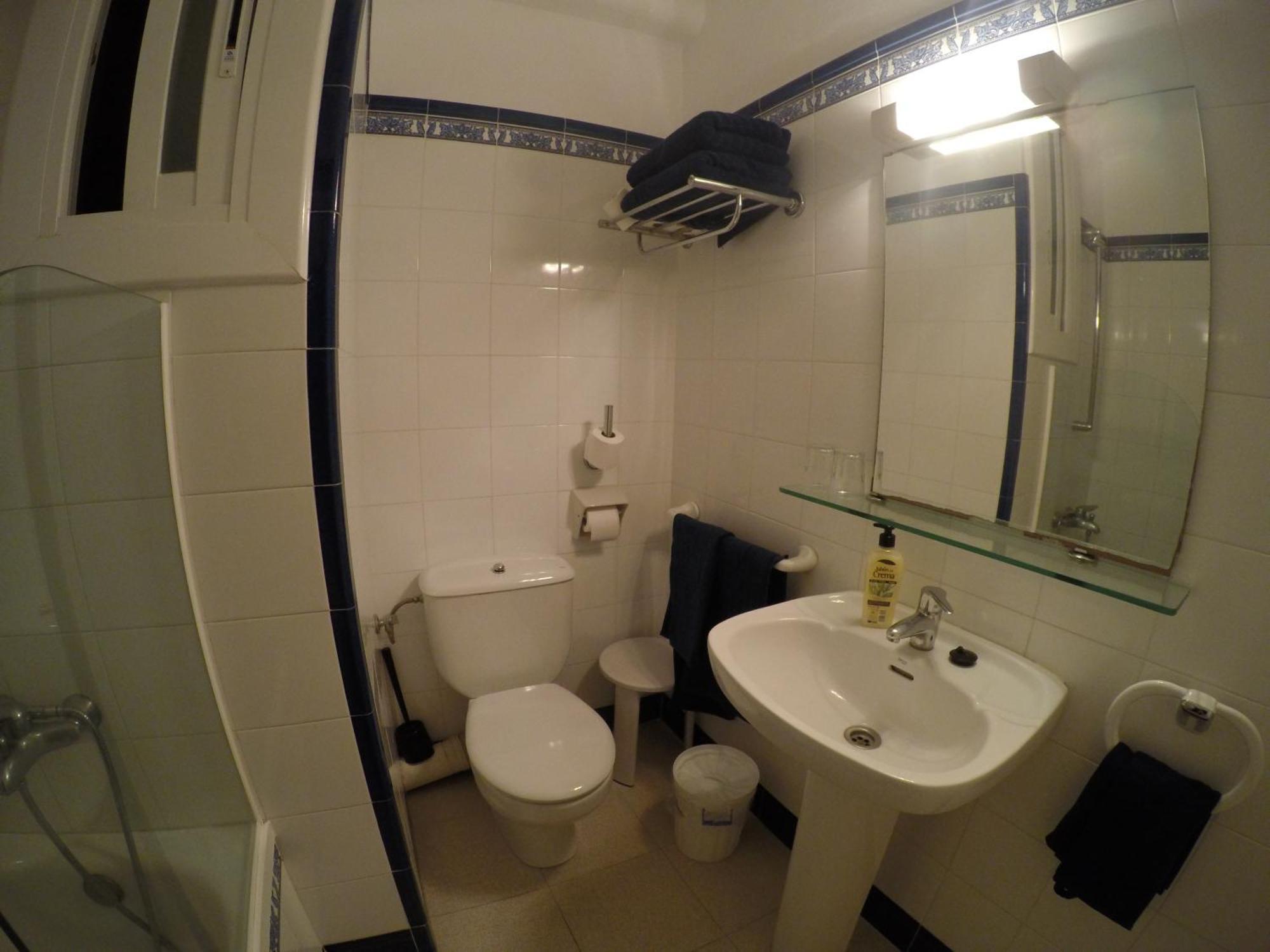 Apartamentos Montserrat Сиджес Номер фото