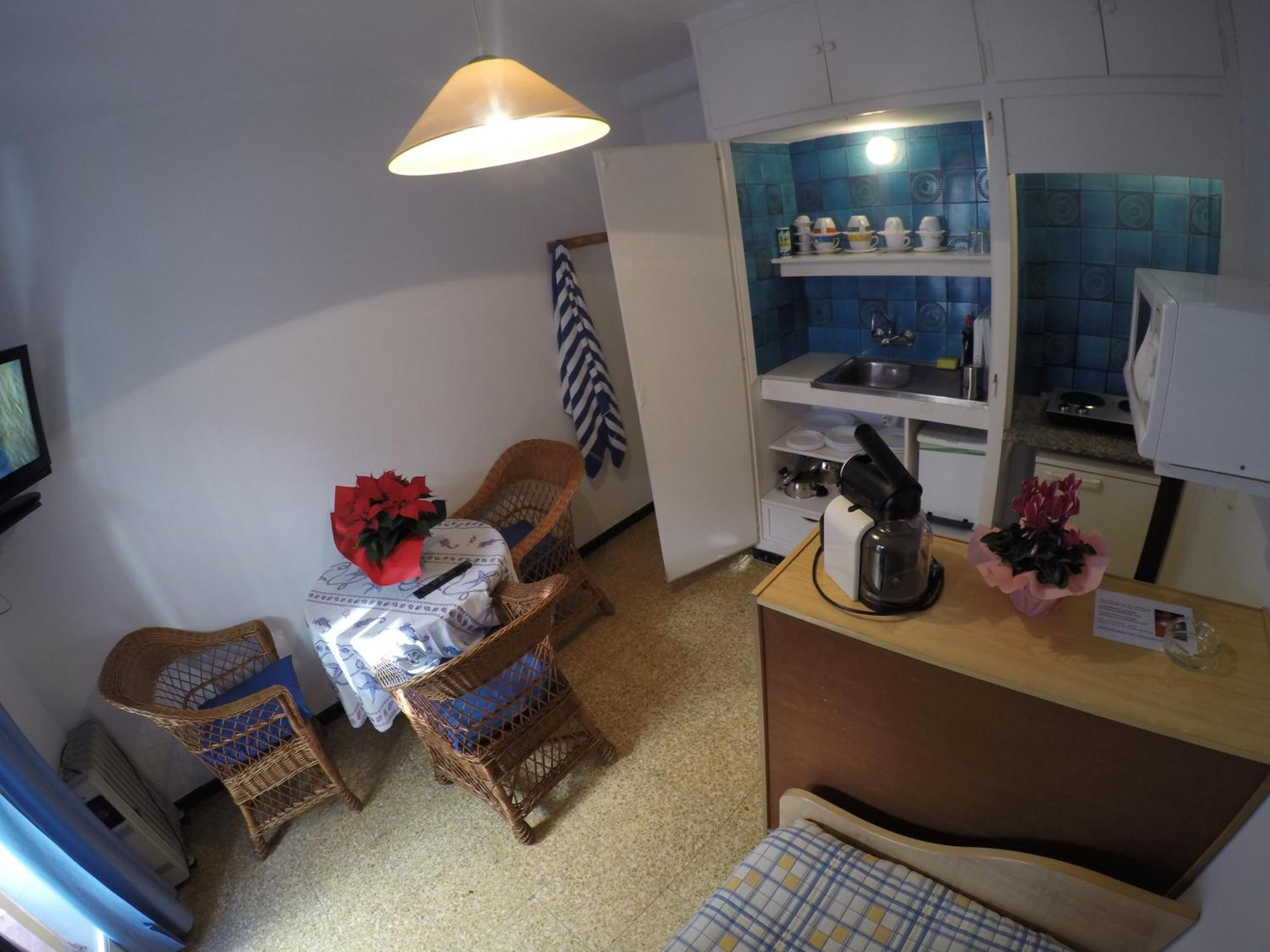 Apartamentos Montserrat Сиджес Номер фото