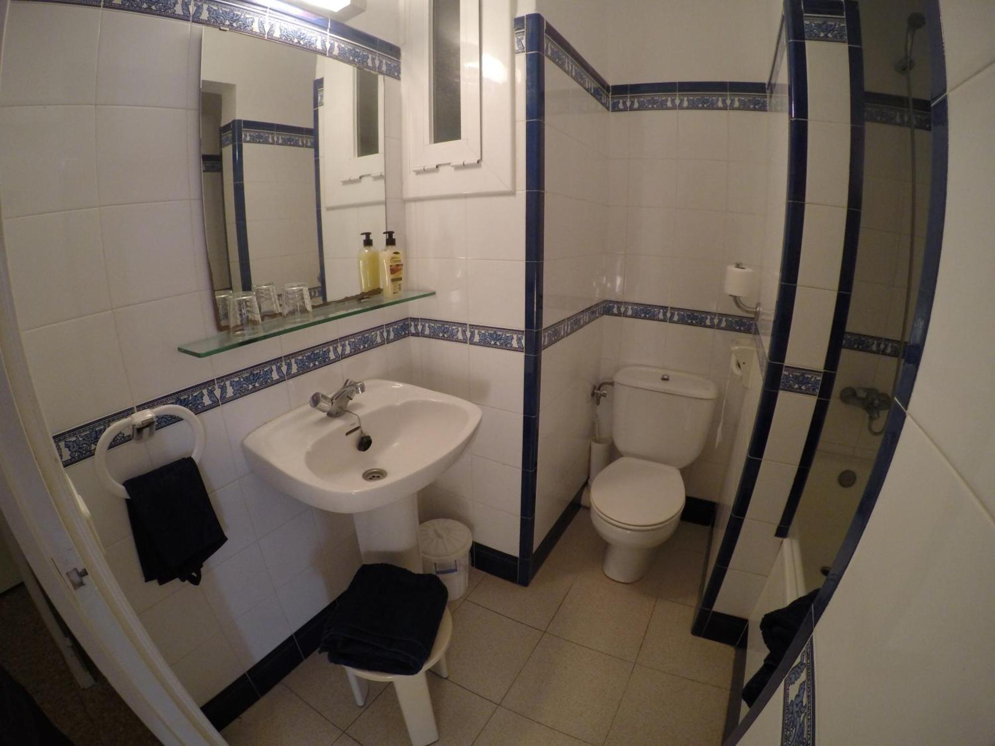 Apartamentos Montserrat Сиджес Номер фото