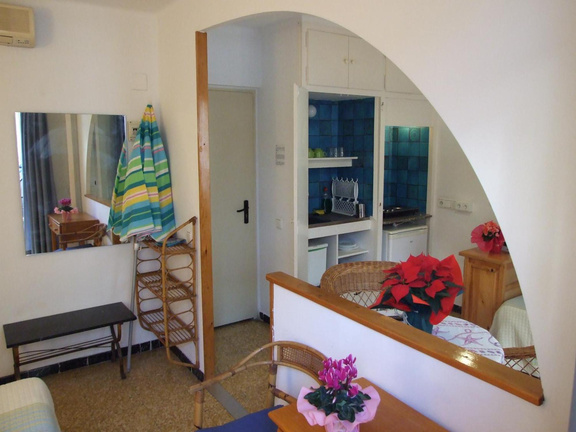 Apartamentos Montserrat Сиджес Номер фото
